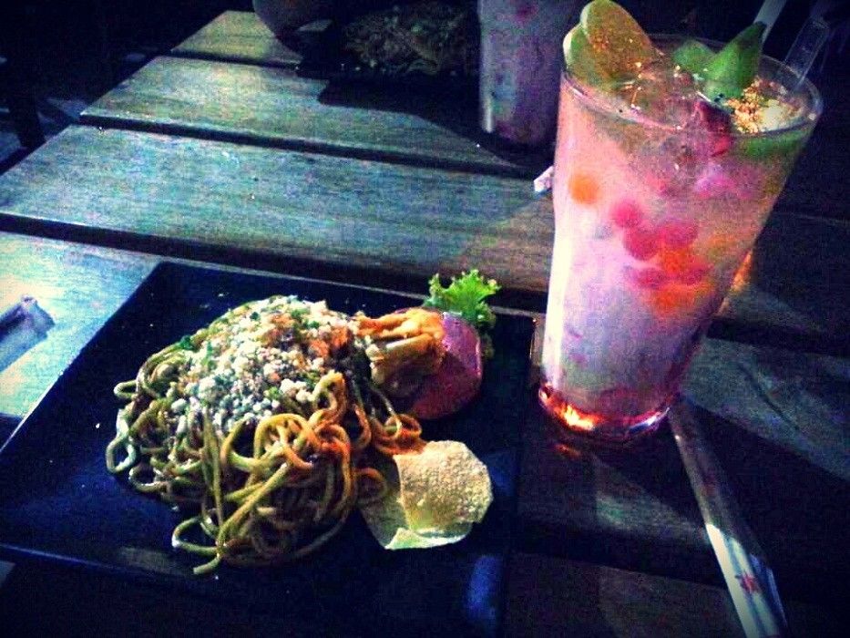 8 Rekomendasi Tempat Makan Mie Pedas di Surabaya, Berani Coba?