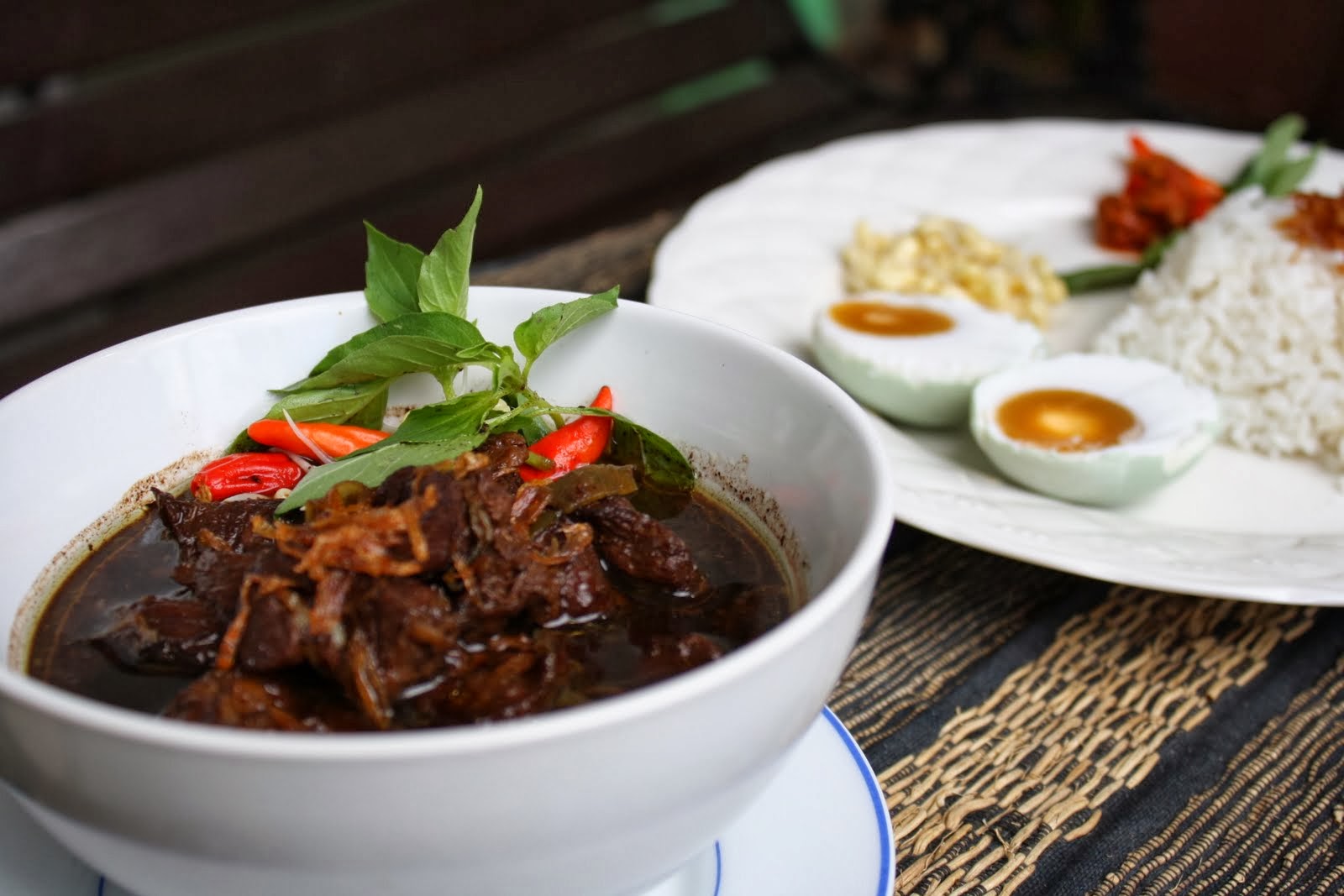 7 Kuliner Khas Jawa Timur Paling Legendaris, Favoritmu Apa?