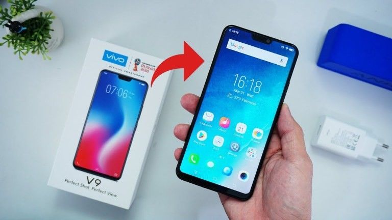 5 Ponsel Android Terbaik 2018 yang Menggunakan Layar 