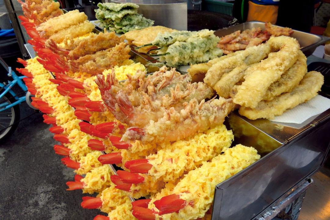 Daebak, 8 Street Food Ini Wajib Kamu Cicipi Ketika Berlibur Ke Busan 