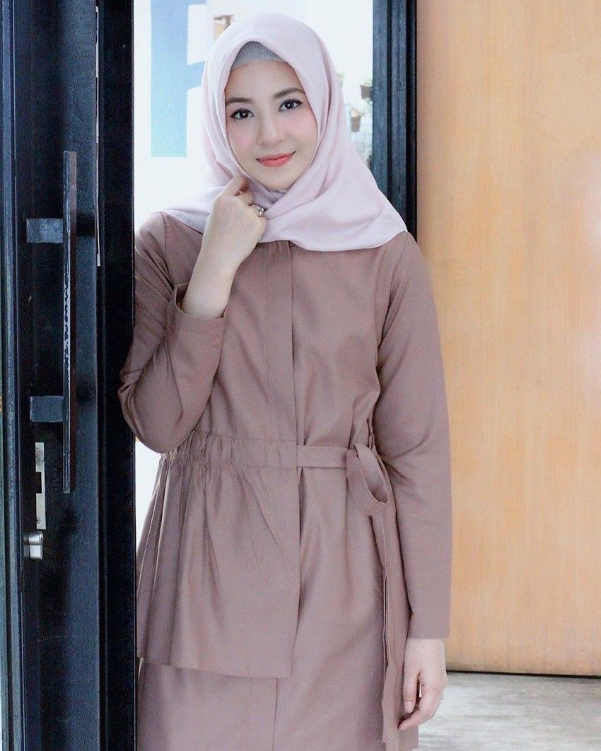 Gambar Style Hijab Casual Ibu Muda Terbaru | Styleala