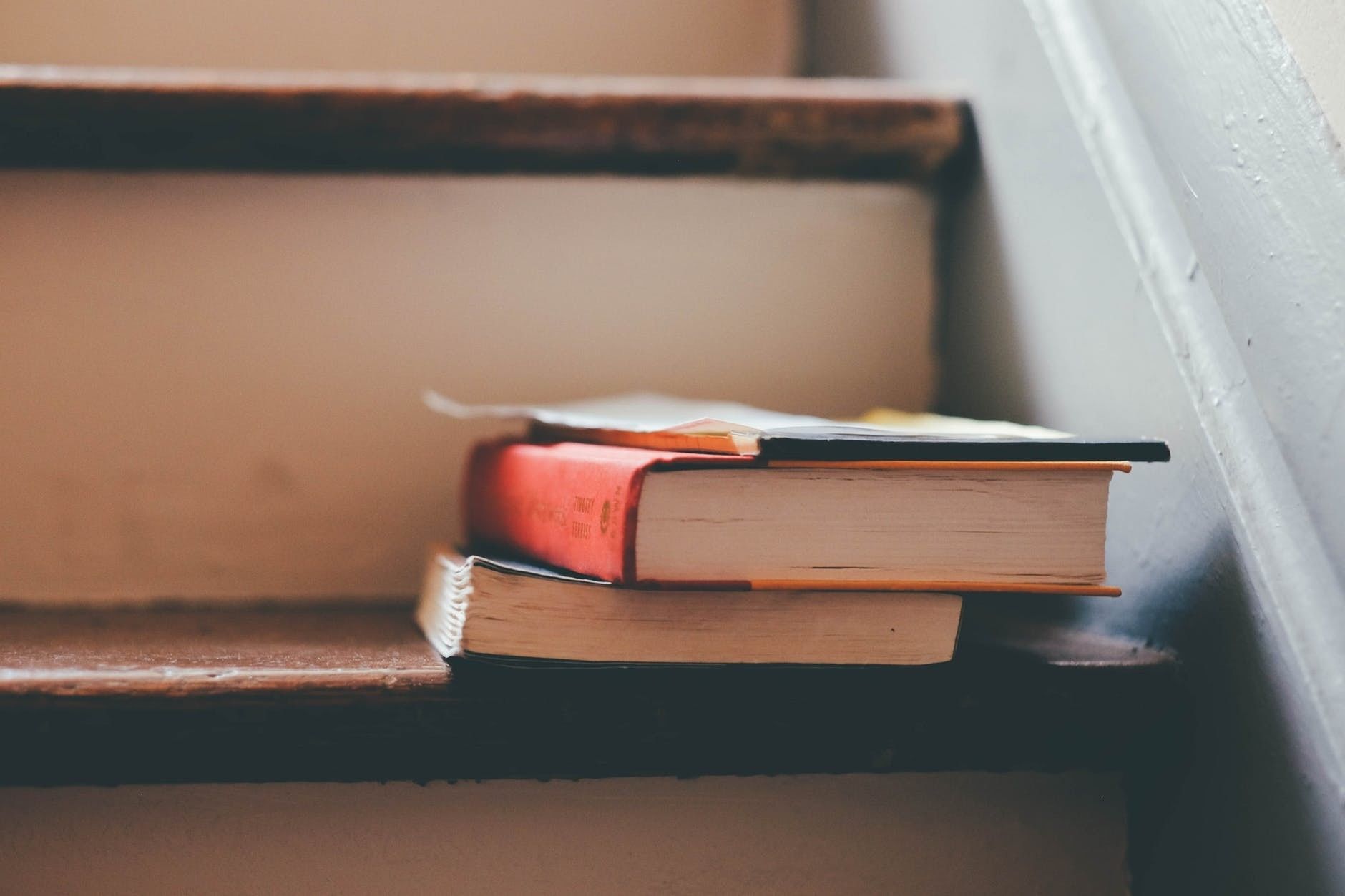 books stairs reading read 0794f8015b c3131f4de49a22d1