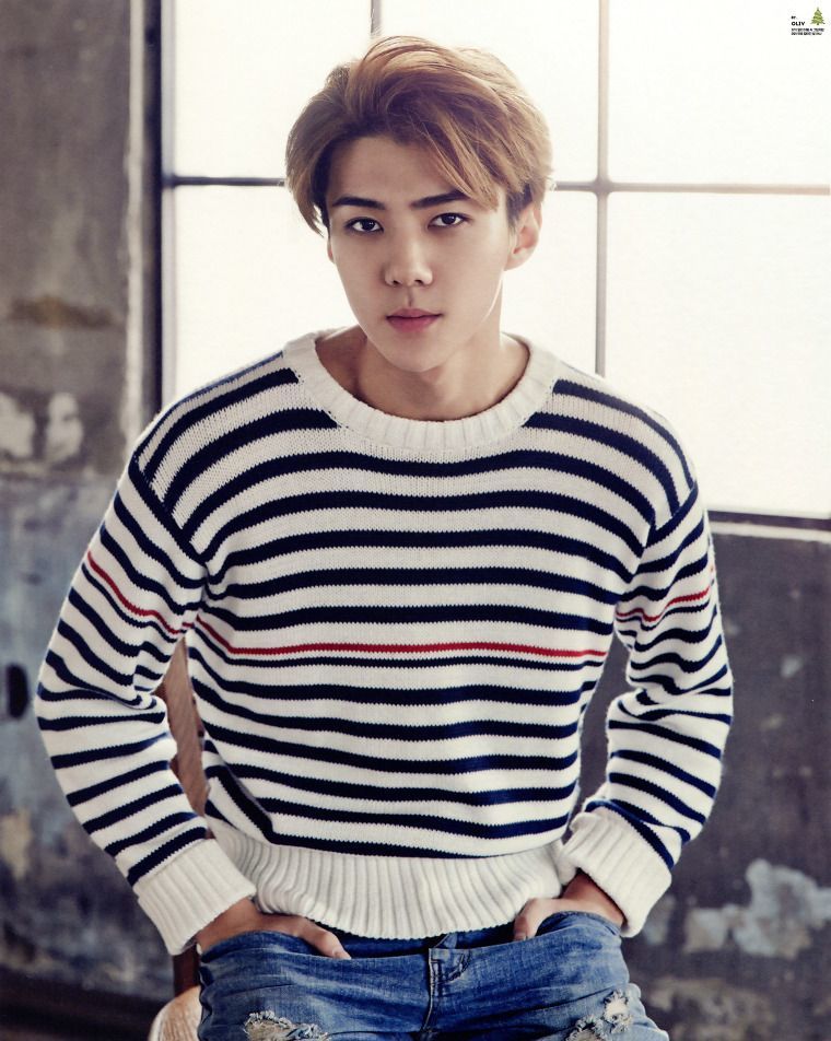 Terkenal Stylish, Ini 10 Inspirasi Gaya Casual ala Sehun EXO