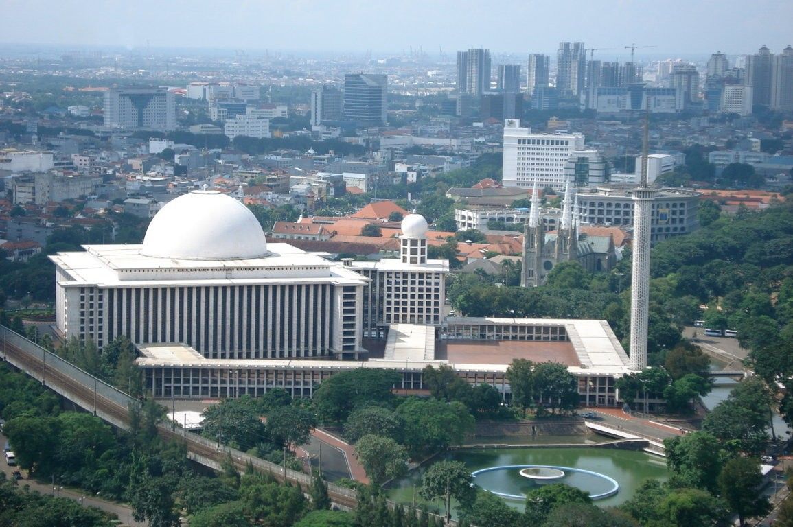 Buat Yang Mudik Balik Yuk Mampir Ke 10 Masjid Termegah Di Indonesia