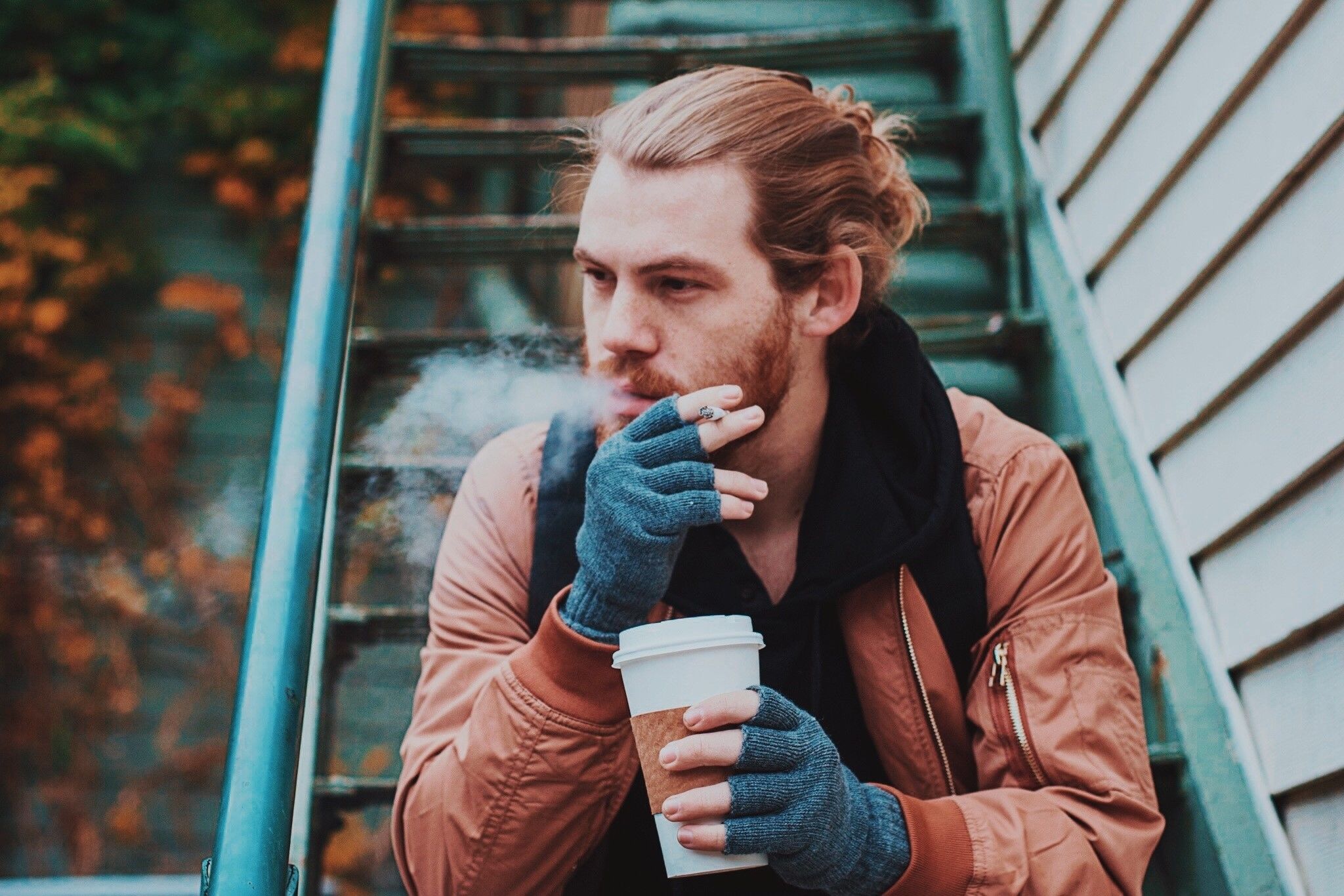 8 Pikiran Tersembunyi Pria yang Tak Diungkapkan Kepada Pasangannya jake young unsplash 2d9d e004ff a1438c28