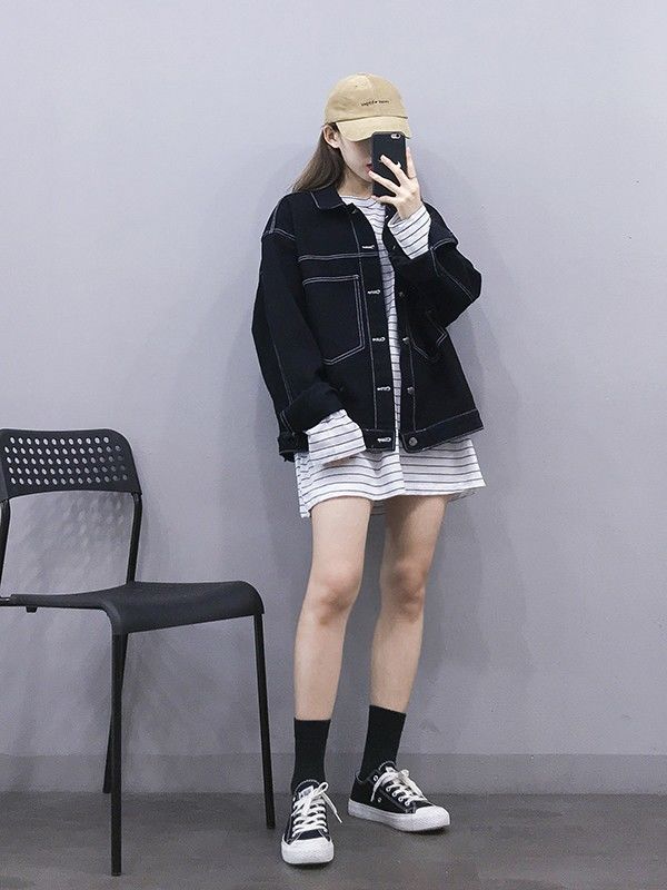 Lagi Hits Ini 10 Inspirasi Padu Padan Oversized Outfit Ala Cewek Korea