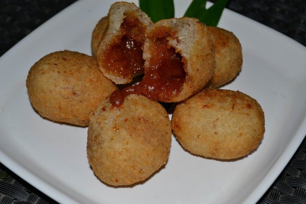 Manis & Gurih, Ini Resep Mudah Bikin Kue Jemblem di Rumah