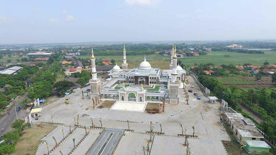 5 Fakta Unik Masjid Islamic Center Syekh Abdul Manan di Indramayu 