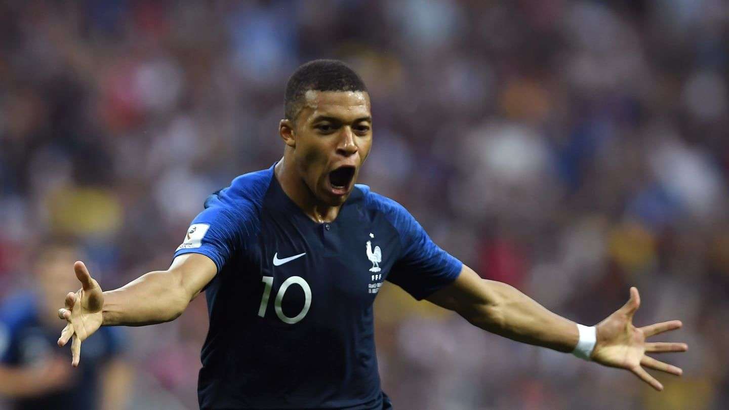 Mbappe Bertahan Di PSG