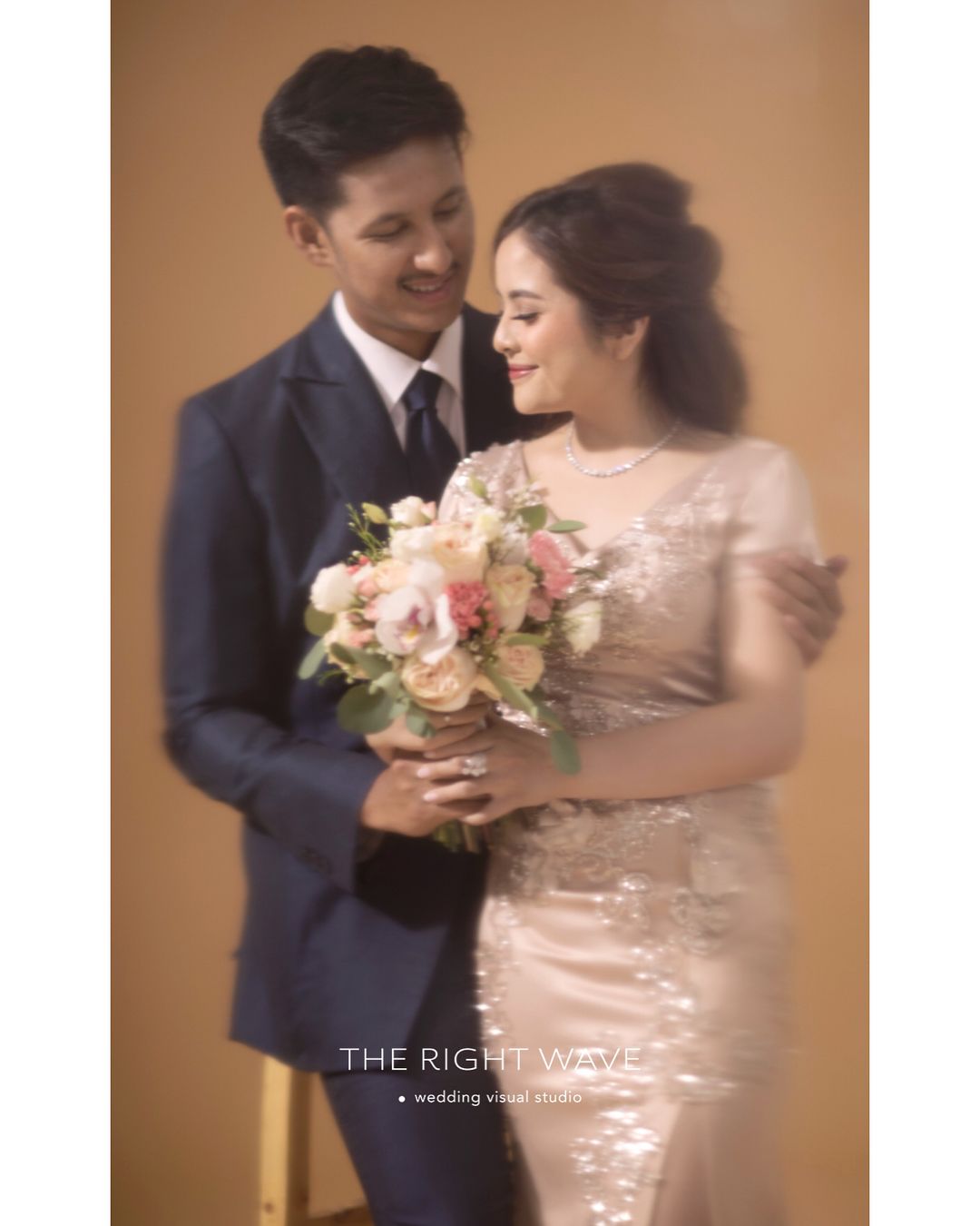 Potret Prewedding Dengan Konsep Formal Tasya Kamila Dan Randi Bachtiar