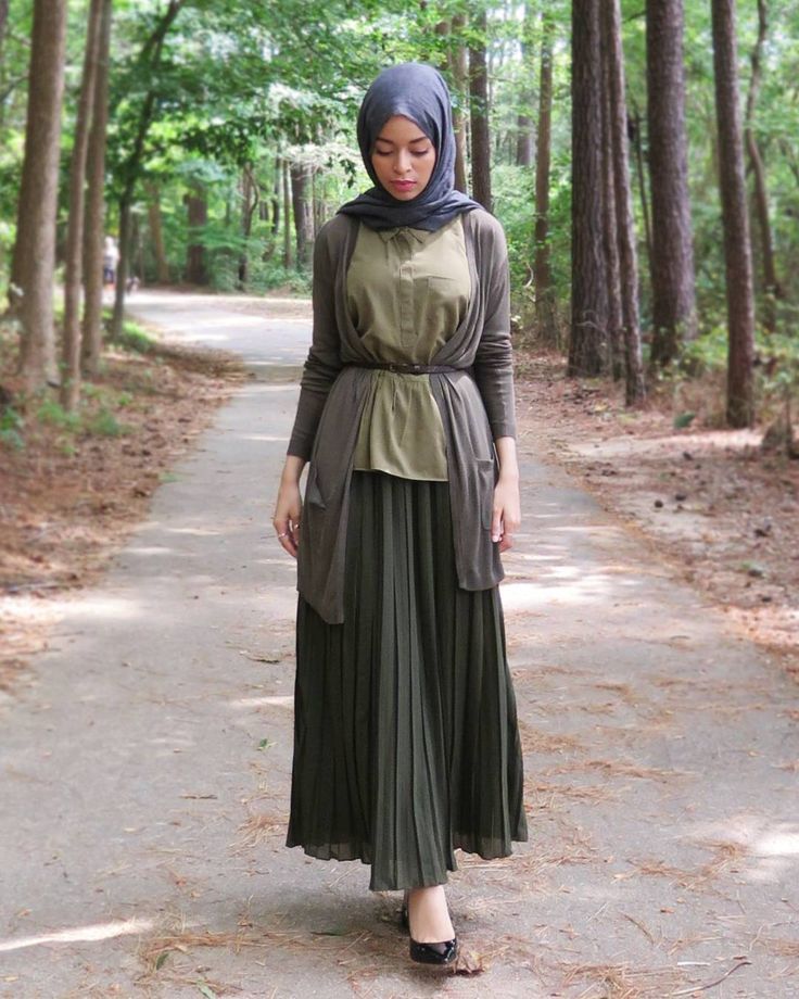 Inspirasi OOTD  dengan Rok untuk  Hijabers 