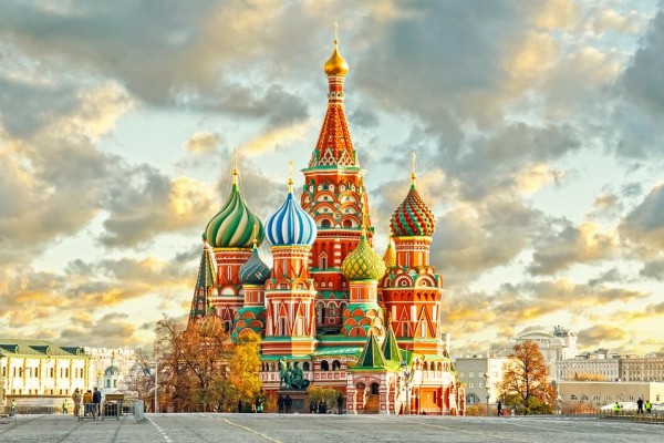 7 Fakta Mengenai Gereja Katedral Ikonik Rusia: St. Basil yang Unik