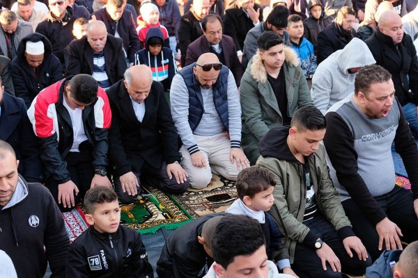 Ribuan Muslim Australia Lakukan Doa Turun Hujan di Hari Idul Adha
