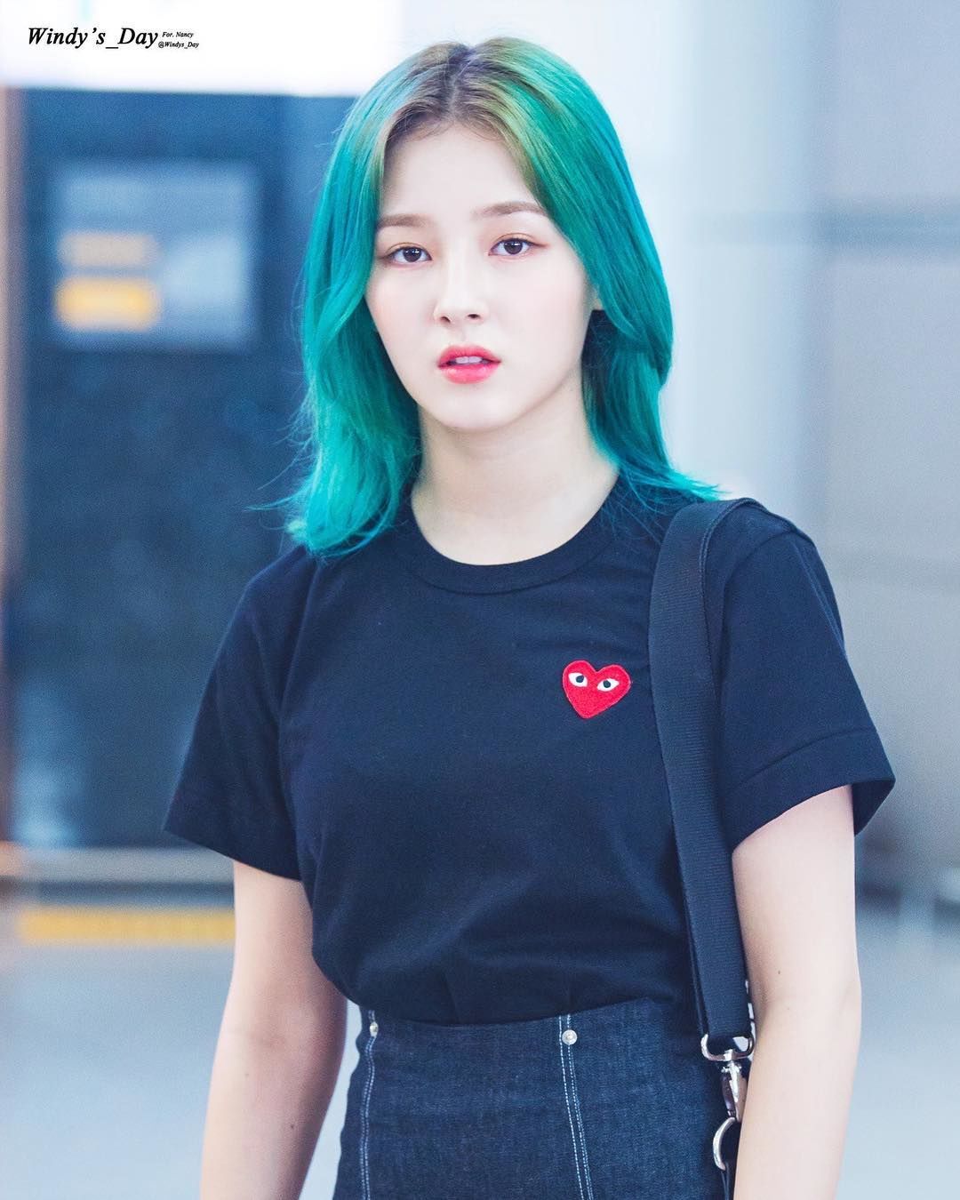 Inspirasi gaya rambut ala Nancy Momoland
