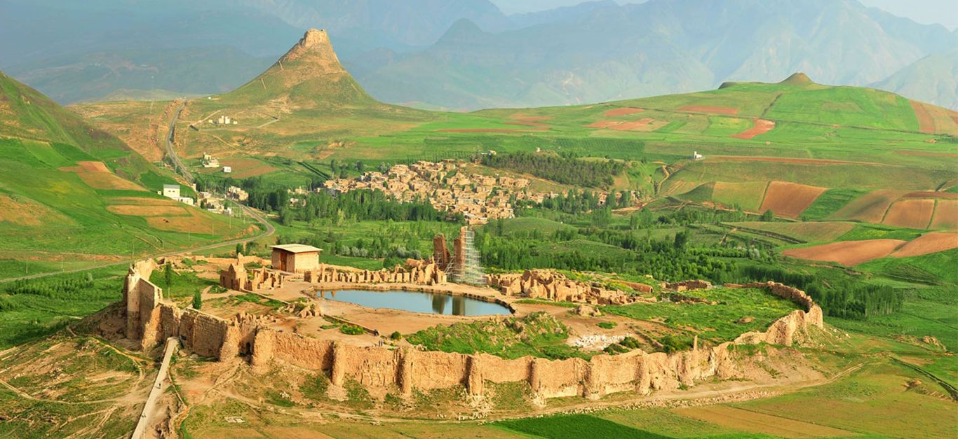 7 Potret Cantik Objek Wisata di Iran yang Masuk dalam UNESCO