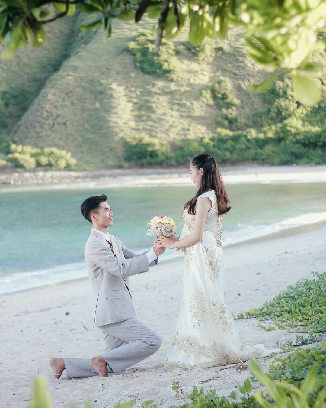 Eksotis Ini 7 Pantai Di Indonesia Yang Cocok Jadi Layar Pre Wedding