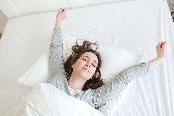 Terbiasa Mematikan Lampu Saat Tidur? Ini Lho 5 Manfaat Sehatnya!