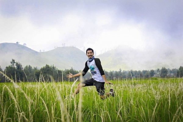 5 Spot Foto Terindah yang Harus Dikunjungi Saat Mendaki ke Kawah Ijen