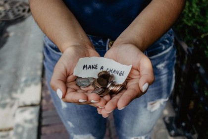 5 Alasan Bahwa Kebahagiaan Lebih Berharga Daripada Uang