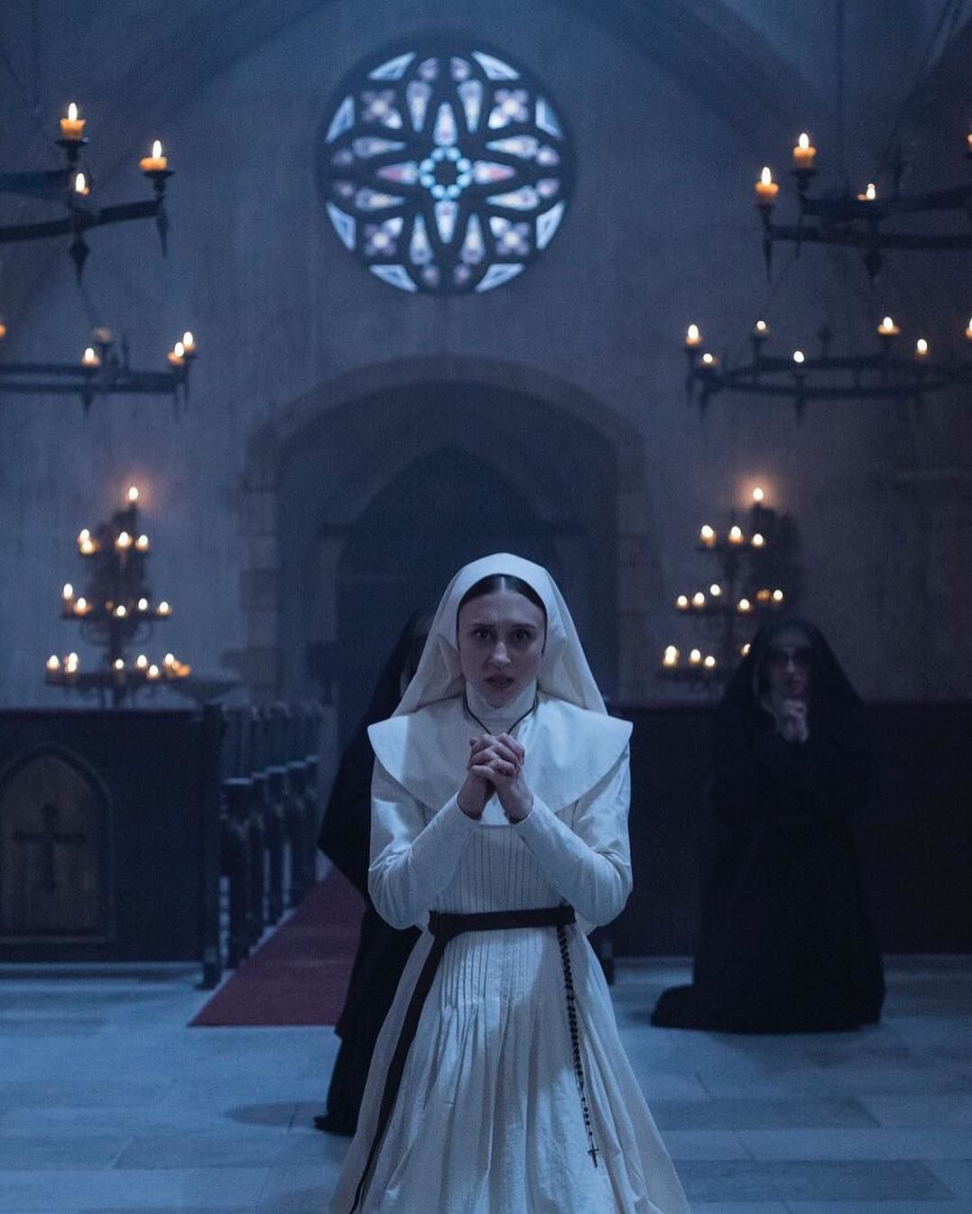 10 Potret Taissa Farmiga, Pemeran Sister Irene di Film The Nun