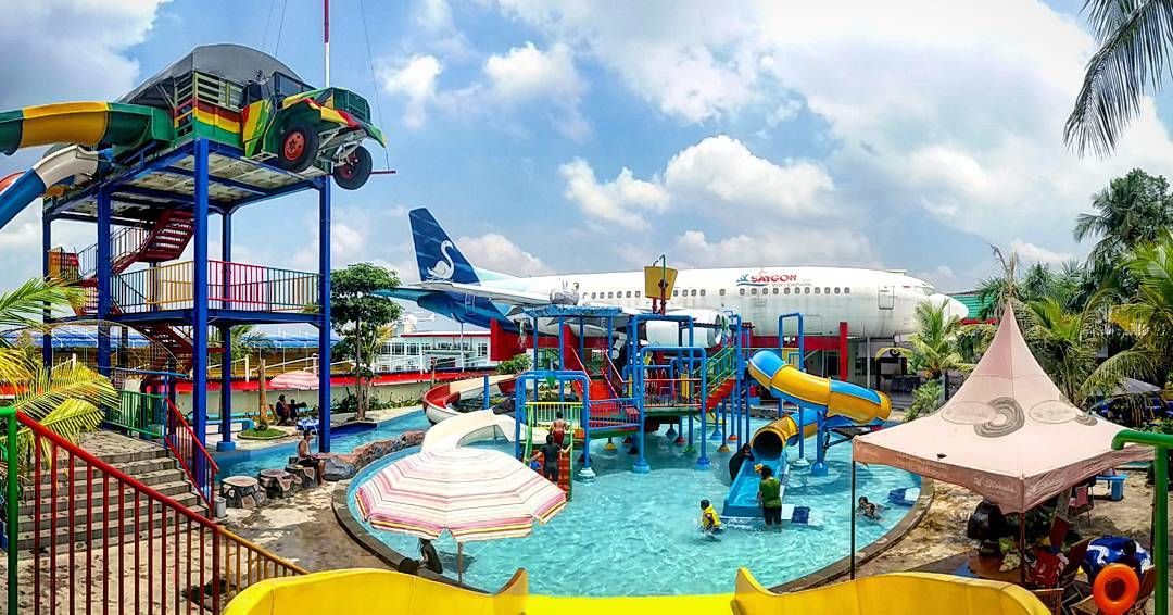 5 Waterpark Terbesar Dan Terseru Di Jawa Timur Sudah Pernah