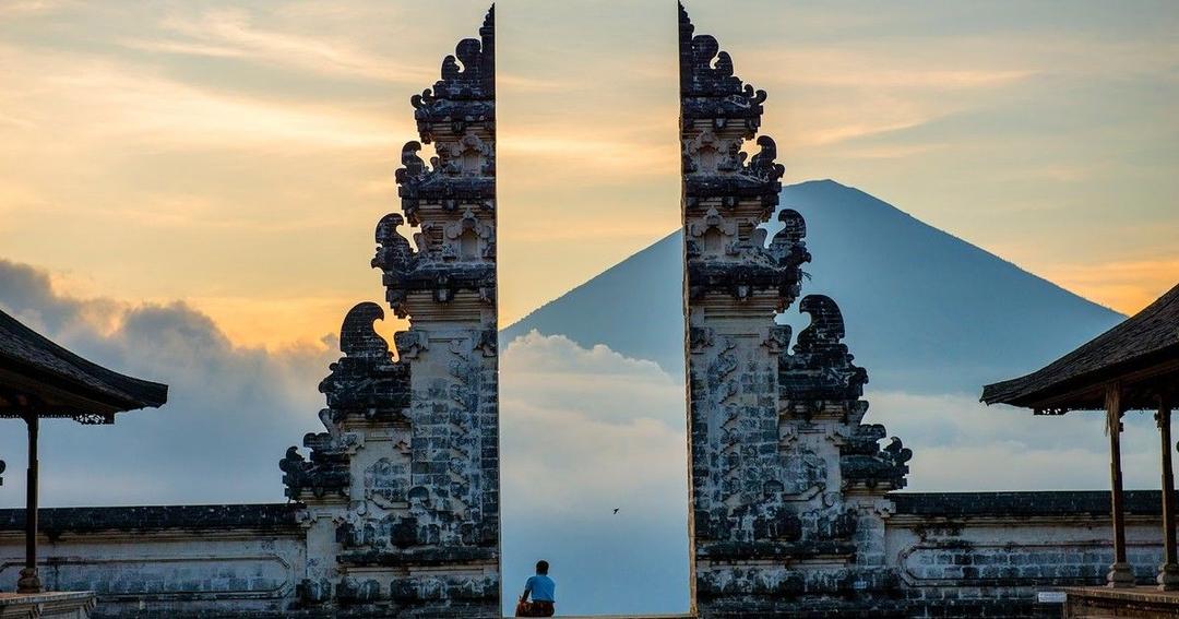 7 Pura Terbesar dan Terindah di Bali yang Wajib Dikunjungi