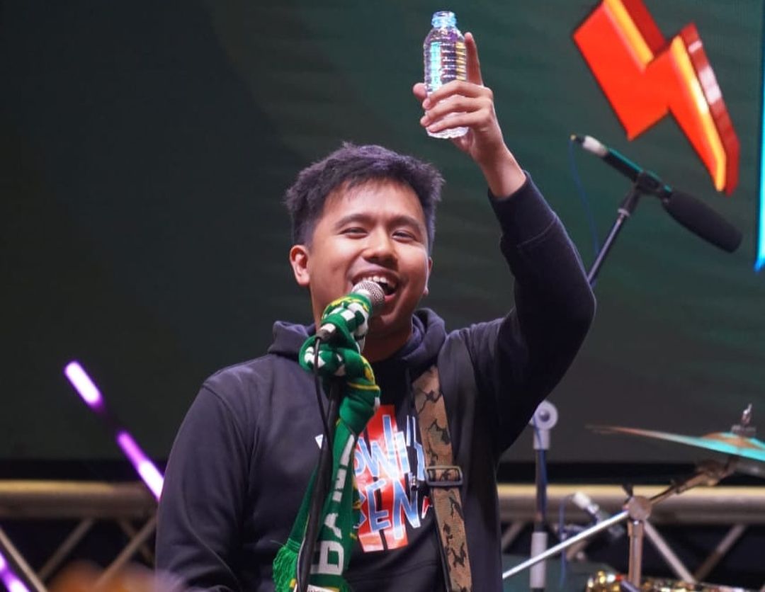 14 Penyanyi Terkenal asal Jawa Timur, Ada Nama Via Vallen