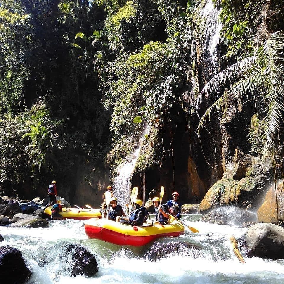 7 Tempat Wisata Alam yang Paling Direkomendasikan di Jawa