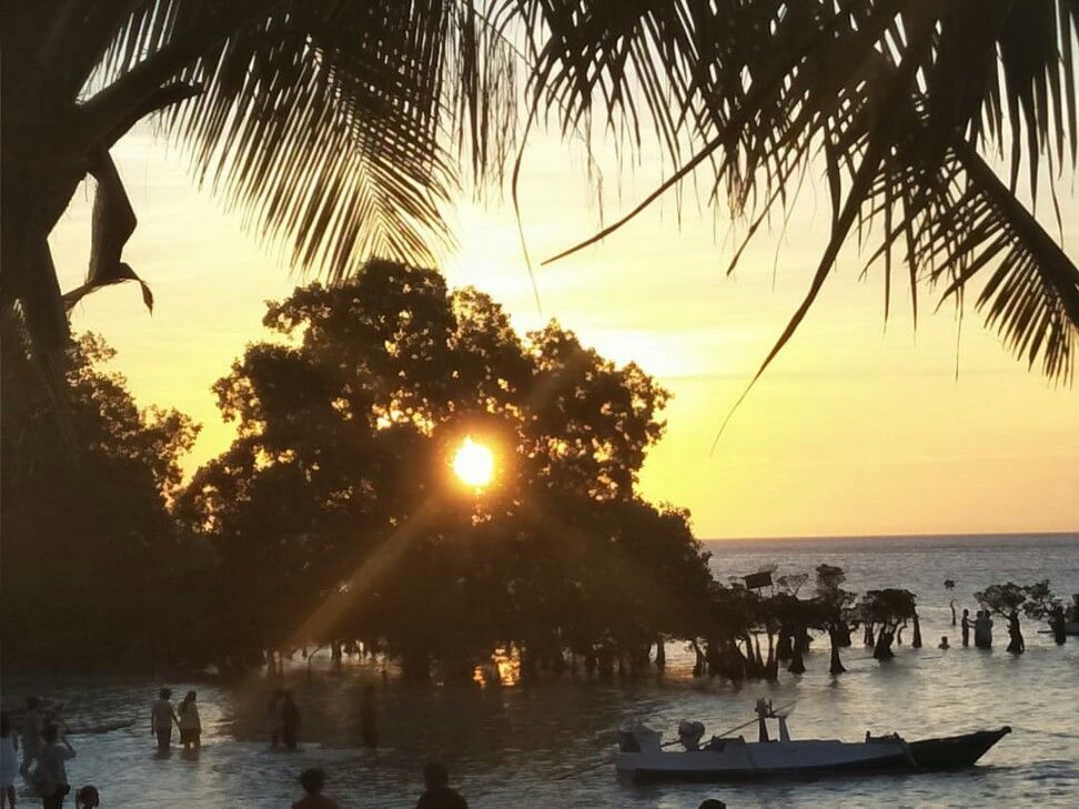 10 Pesona Pantai Walakiri Surga Nyata di Sumba, Nusa Tenggara Timur