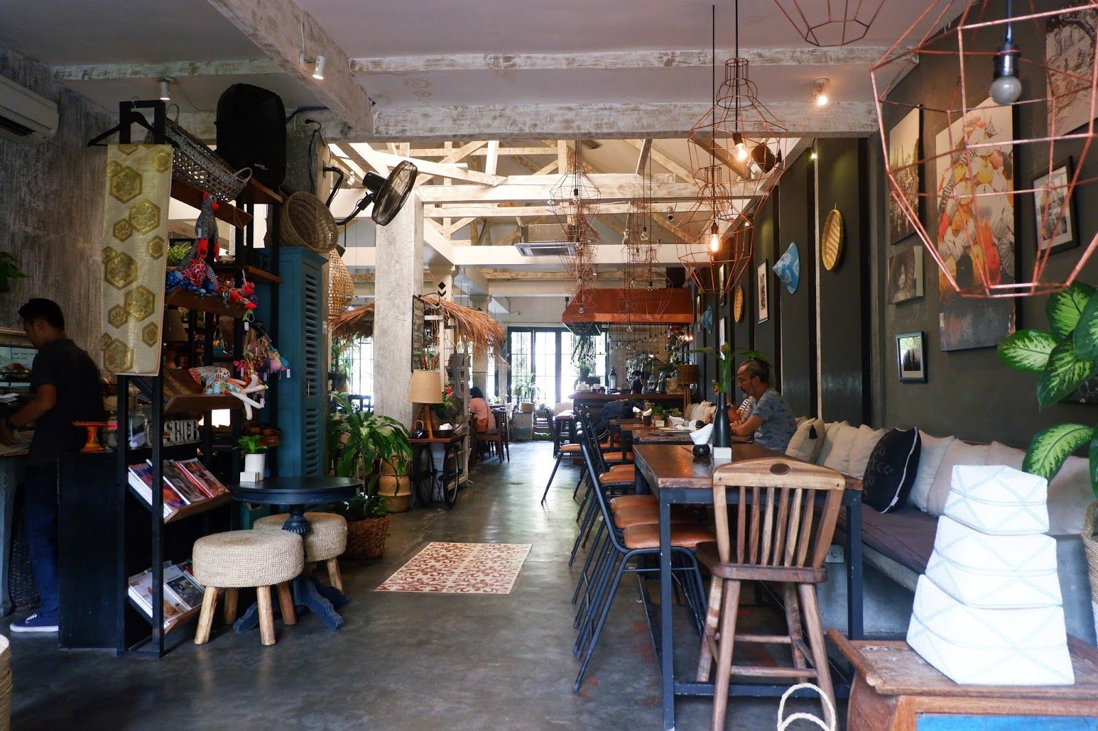 10 Cafe Instagramable di Bali, Bisa Foto ala Selebgram!