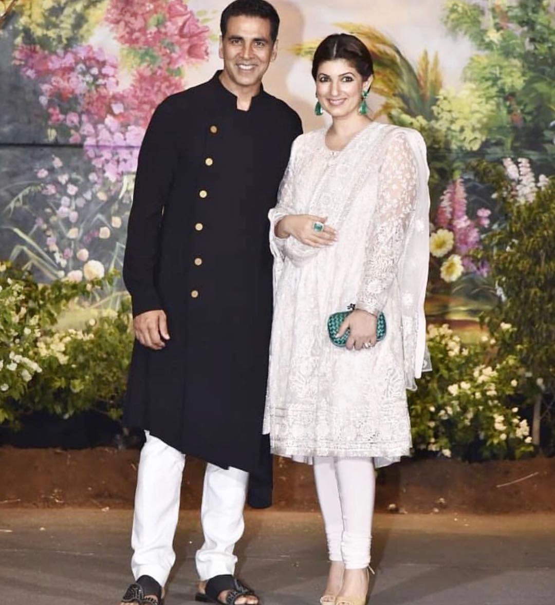 10 Potret Mesra Akshay Kumar & Twinkle Khanna