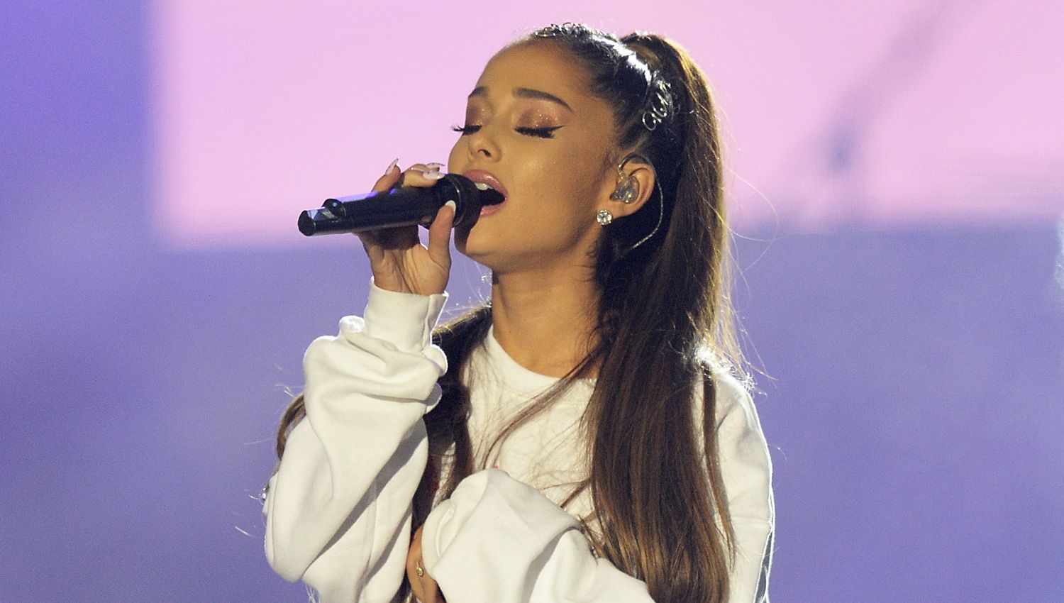 grande-releases-cfba99c0c546a6e7f40c6a12935525f7 grande-releases-cfba99c0c546a6e7f40c6a12935525f7