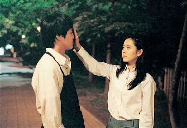 7 Film Korea 2000an yang Dibintangi Son Ye-jin, Siap-siap Baper!