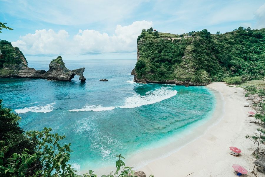 5 Tempat Wisata di Nusa Penida Ini, Punya View yang Keren!