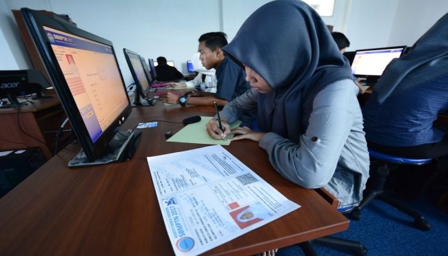 Peserta UTBK di Surabaya Tak Wajib Bawa Surat Hasil Rapid Test