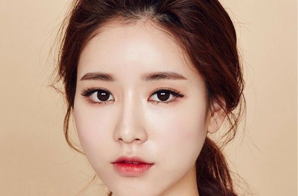 6 Tips Ini Patut Kamu Perhatikan Ketika Mencoba Makeup Ala Korea
