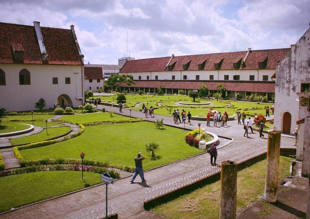 5 Aktivitas Menarik di Benteng Fort Rotterdam, Gak Cuma Belajar