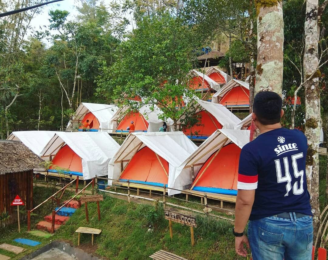 Kembali ke Alam, 7 Spot Camping di Sulawesi Selatan yang Keren Abis!