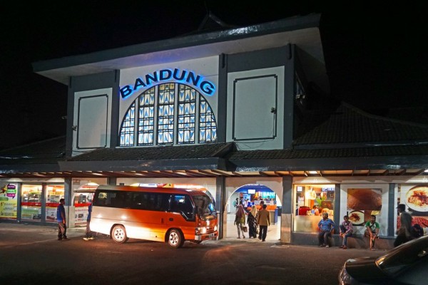 Hari Kereta Api, Ini Daftar Stasiun Paling Instagramable di Indonesia