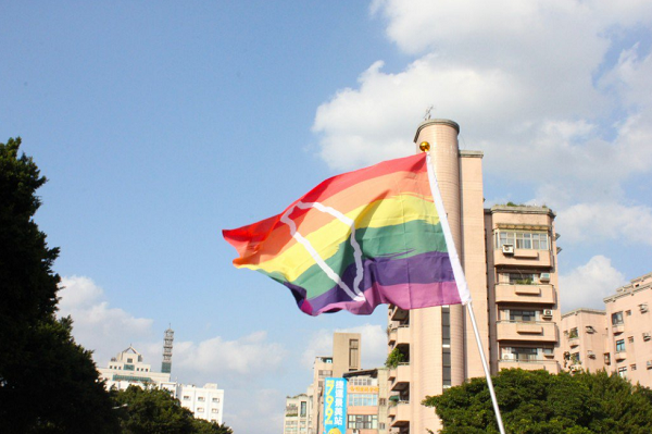 Keberpihakan HAM untuk LGBT Nyaris Tidak Ada di Indonesia