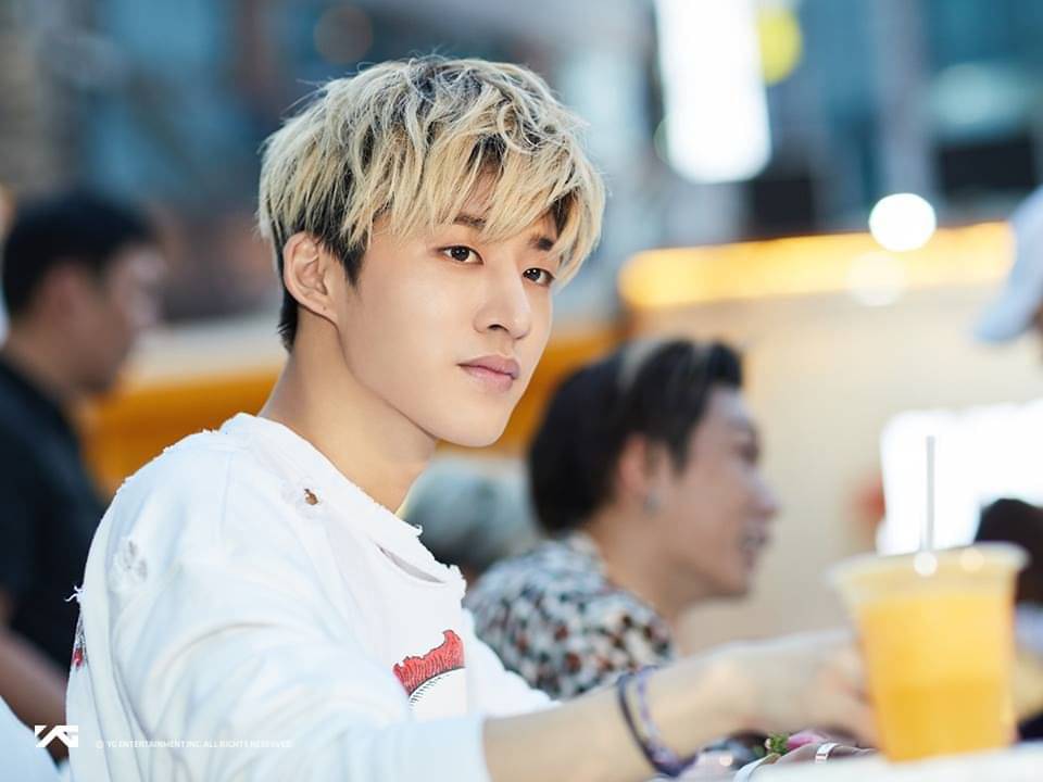 Inspiratif, 9 Hal Yang Perlu Kamu Tahu Tentang B.I IKON