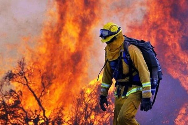 Kebakaran Hutan di California Hanguskan Rumah Kim Kardashian West