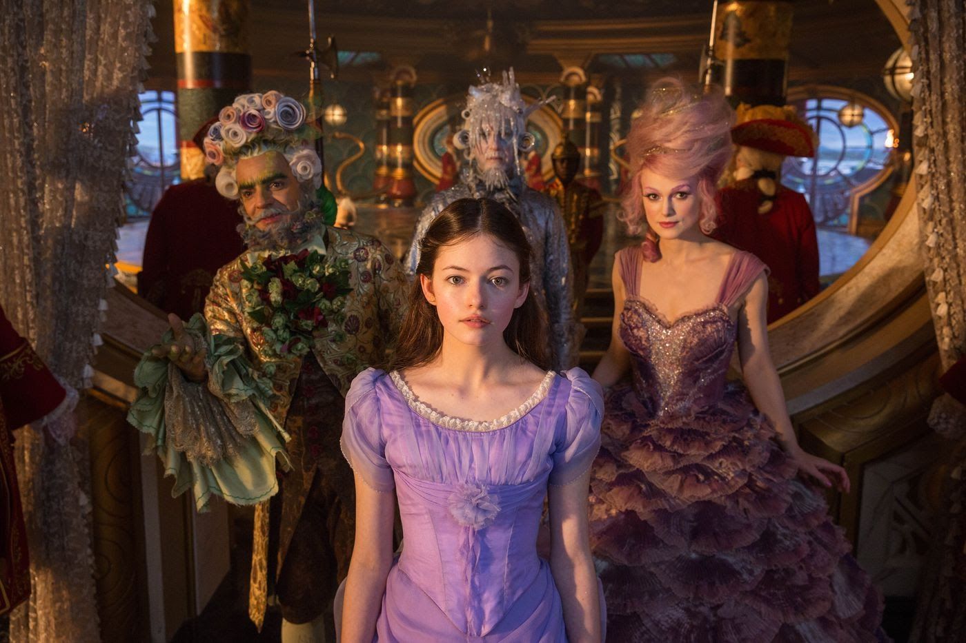 10 Potret Mackenzie Foy Pemeran Film The Nutcracker, Cantik Bak Putri!