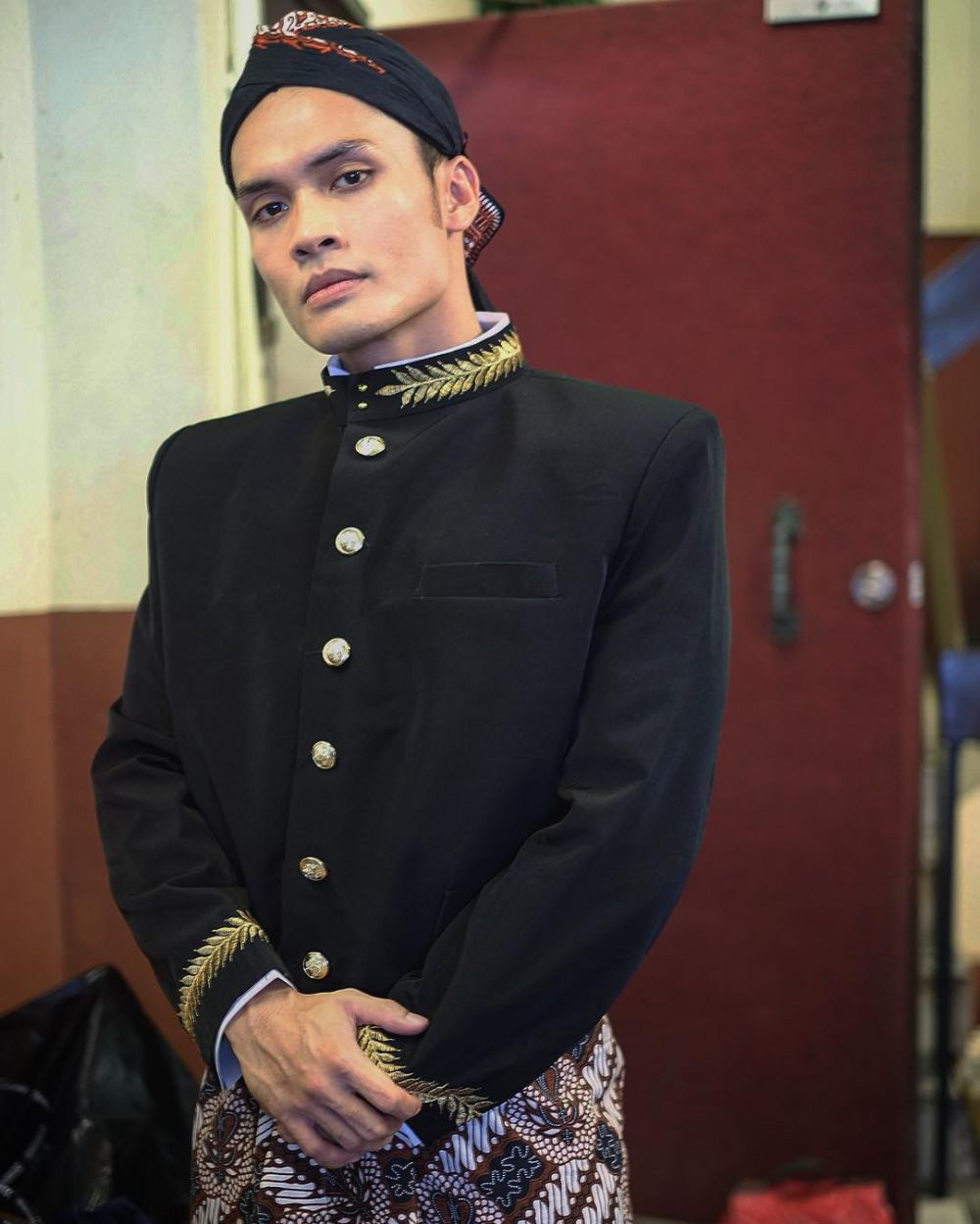 Imut Sampai Macho, 10 Transformasi Randy Pangalila Ini Bikin Meleleh