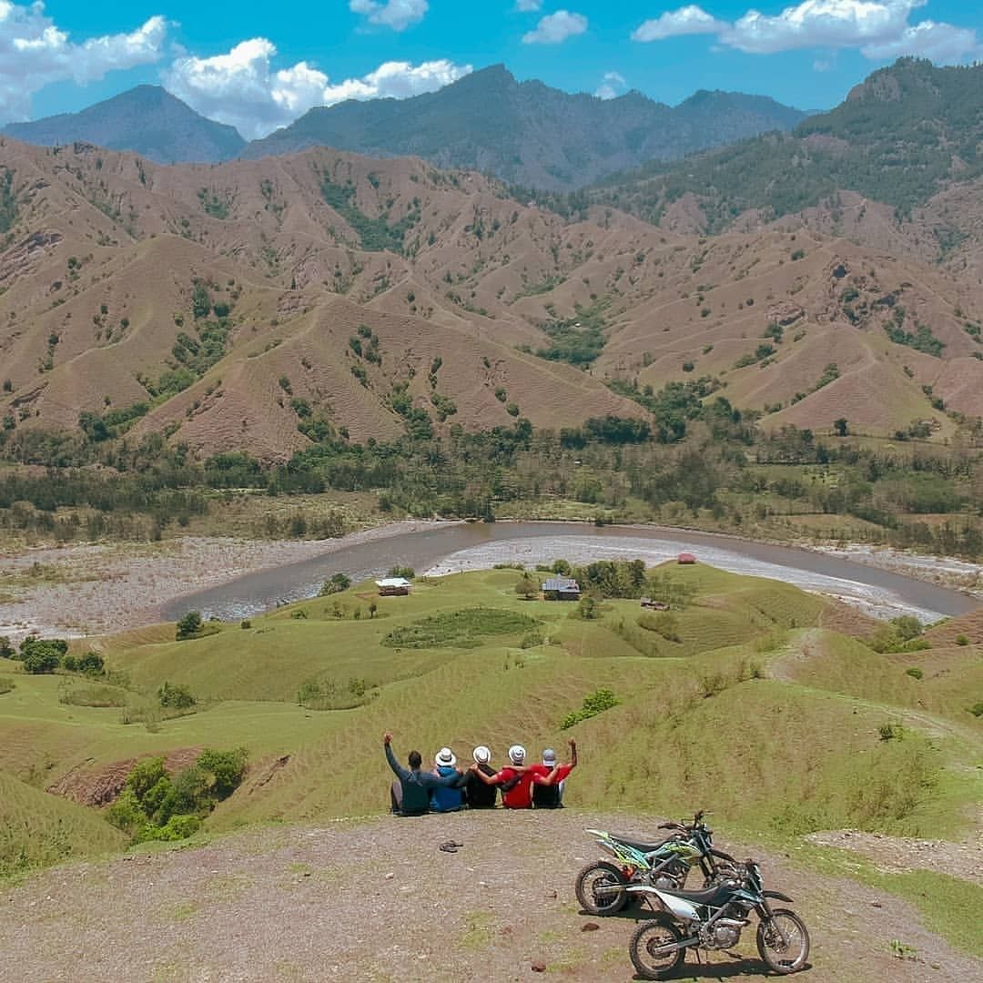 Menyusuri Pesona Bukit Ollon Toraja, Dijamin Bikin Kamu Takjub!