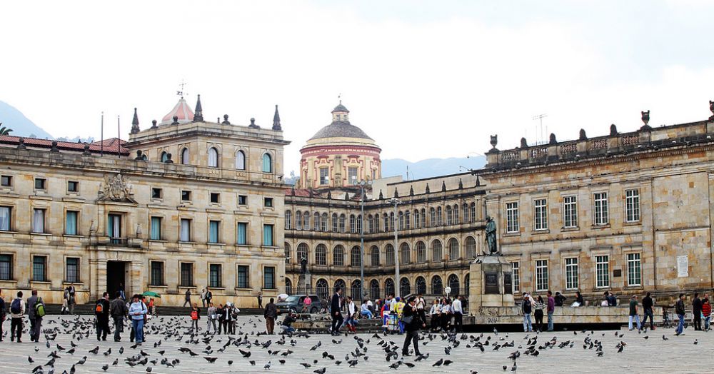 8 Tempat Bersejarah di Kolombia dengan Bangunan Lawas yang Menawan