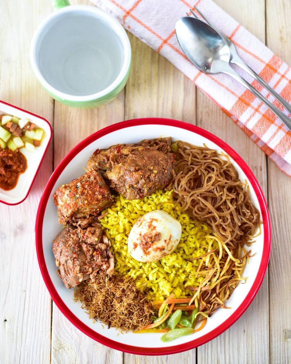 15 Makanan Khas Indonesia yang Paling Lezat