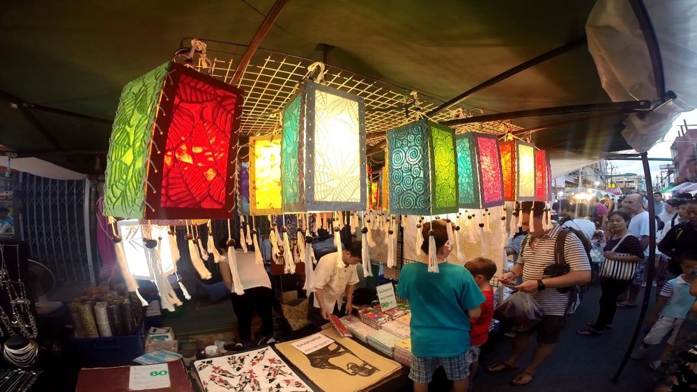 Wisata ke Thailand, 5 Night Market di Chiang Mai Ini Wajib Dikunjungi