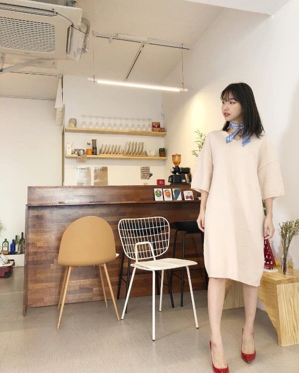 10 Dress Kekinian Gadis Korea ala YouTuber Cantik Sunny Dahye