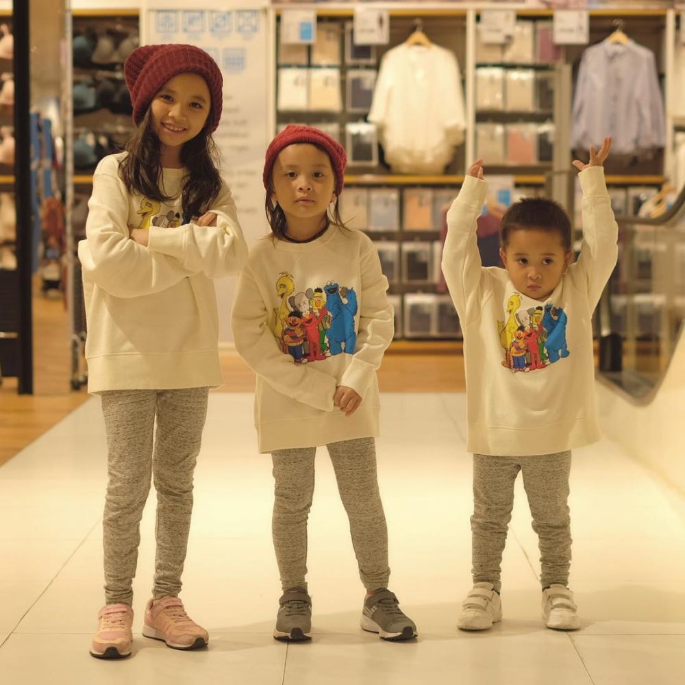 Ide OOTD Kompak Ala Kedua Putri Zaskia Adya Mecca